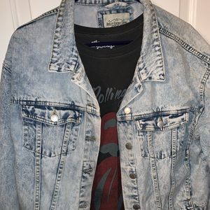 Vintage Charm Jean Jacket •